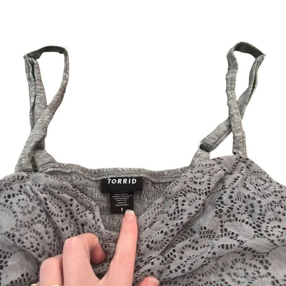 TORRID Grey Spaghetti Strap Lace Tank Size 1 (1X) - Picture 4 of 6